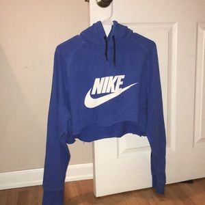 nike sweatshirt
